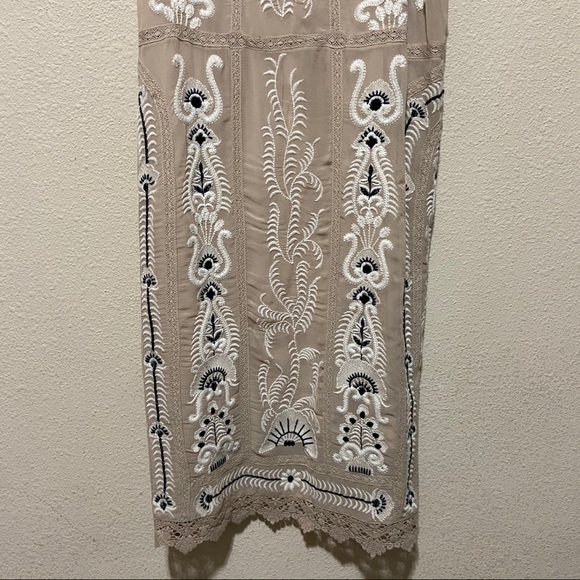 Anthropologie Maeve Embroidered Slip Dress Medium - Picture 8 of 17